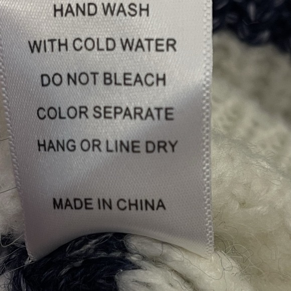 Marea Knit V Neck Cardigan Striped Ivory Navy Chunky‎ Nordic Cabin Size XL - Picture 7 of 9